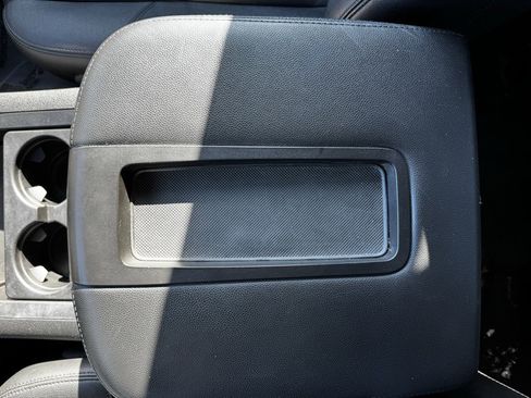 Used 2012 Chevrolet Avalanche LT image 18