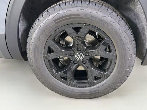 New 2026 Volkswagen Atlas Peak Edition AWD/4WD image 35