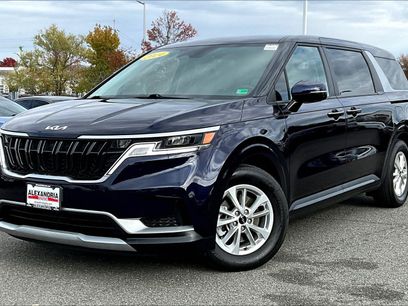 Used 2024 Kia Carnival LX