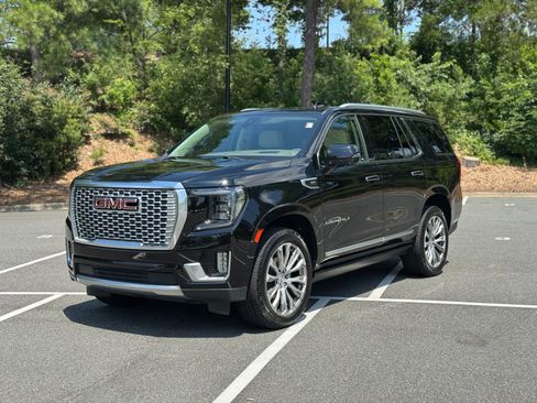 Used 2021 GMC Yukon Denali w/ Denali Ultimate Package AWD/4WD image 4