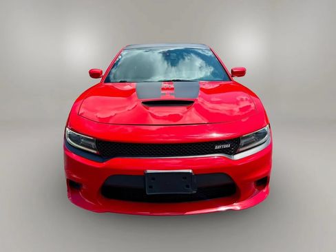 Used 2017 Dodge Charger R/T RWD image 8