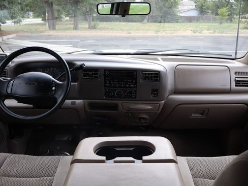 Used 2001 Ford F450 image 17