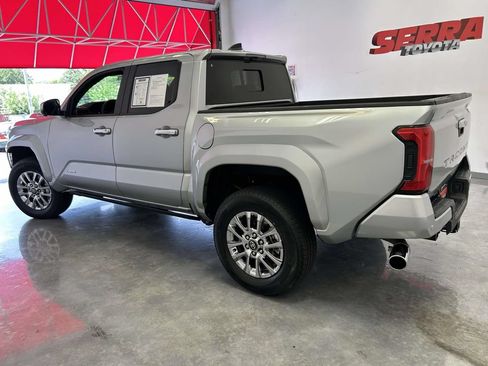 Certified 2024 Toyota Tacoma Limited AWD/4WD image 6