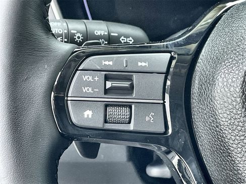 New 2025 Honda Pilot EX-L image 17