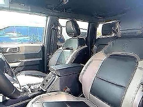 Used 2023 Ford Bronco Wildtrak AWD/4WD image 13