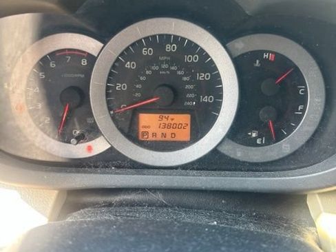 Used 2012 Toyota RAV4 Limited w/ Navigation Value Pkg AWD/4WD image 7