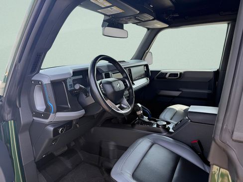 Used 2023 Ford Bronco Black Diamond w/ Sasquatch Package AWD/4WD image 4