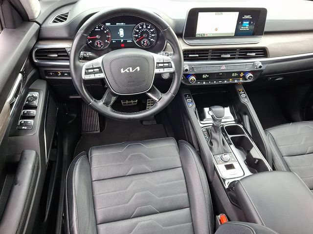 Used 2022 Kia Telluride SX w/ SX Prestige Package AWD/4WD image 2