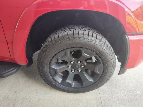 Used 2025 RAM 1500 Big Horn AWD/4WD image 22