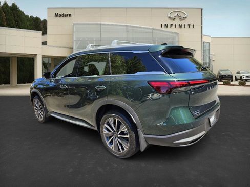 New 2026 INFINITI QX60 Luxe w/ Family Package image 5
