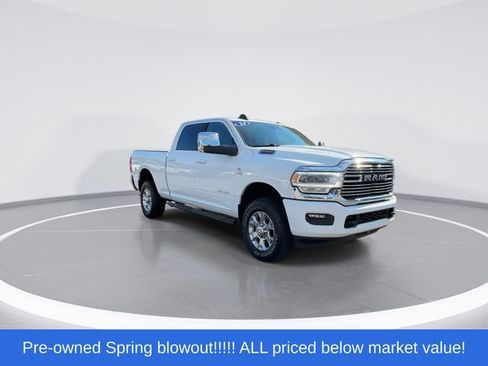 Used 2024 RAM 2500 Laramie w/ Safety Group AWD/4WD image 2