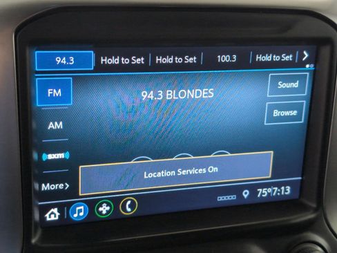 Used 2021 Chevrolet Silverado 1500 RST w/ LPO, Blackout Package AWD/4WD image 7