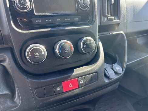 Used 2020 RAM ProMaster 2500 image 20