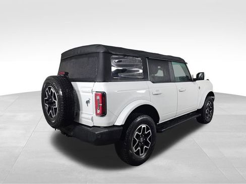 Used 2021 Ford Bronco Outer Banks image 5