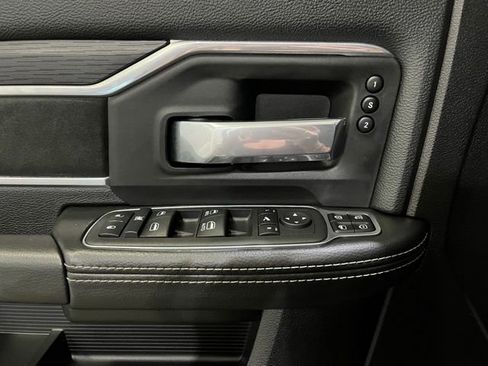 Used 2024 RAM 2500 Laramie w/ Night Edition AWD/4WD image 12