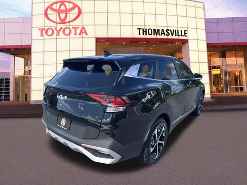 Used 2025 Kia Sportage EX FWD image 5