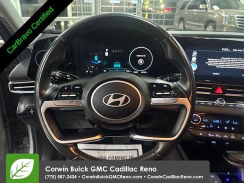 Used 2024 Hyundai Elantra Limited FWD image 15