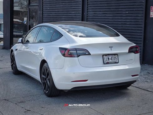 Used 2022 Tesla Model 3 Long Range AWD/4WD image 6