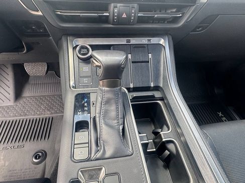 Used 2024 Lexus GX 550 AWD/4WD image 23