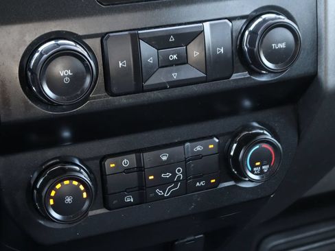 Used 2019 Ford F550 2WD Crew Cab Super Duty image 28