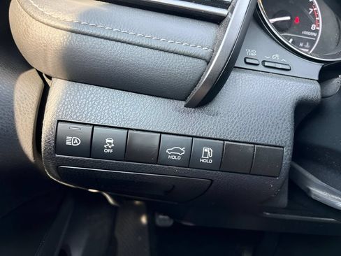 Used 2024 Toyota Camry SE FWD image 19