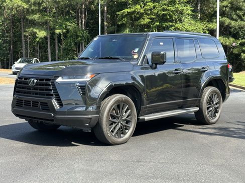 Used 2024 Lexus GX 550 w/ Cold Area Package AWD/4WD image 5
