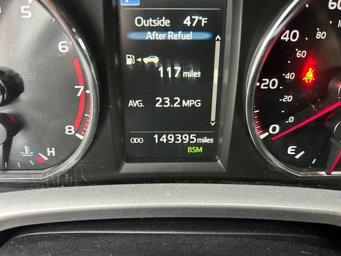 Used 2016 Toyota RAV4 SE image 16