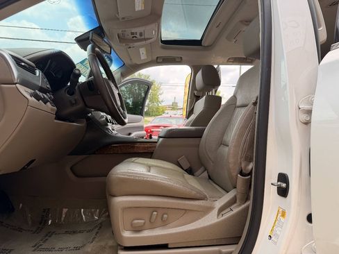 Used 2016 Chevrolet Suburban LTZ AWD/4WD image 9