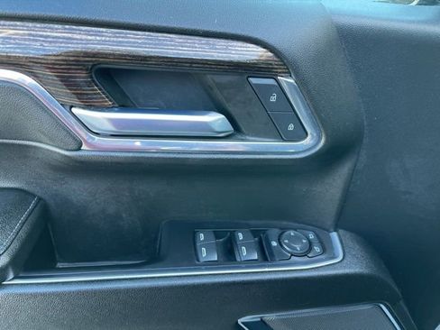 Used 2023 GMC Sierra 1500 Elevation image 14