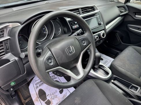Used 2019 Honda Fit LX image 3
