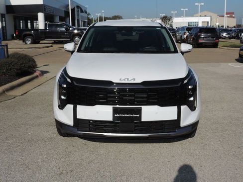 Used 2026 Kia Sportage EX image 2