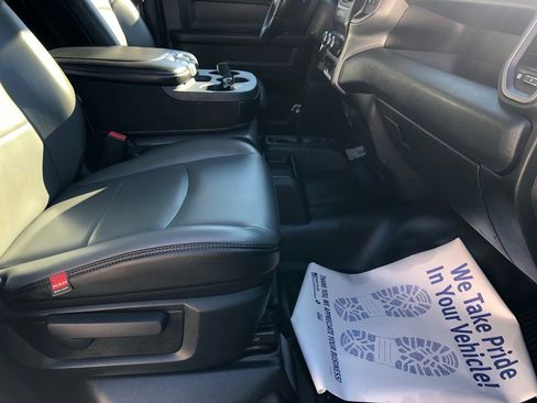 Used 2019 RAM 3500 Tradesman image 24