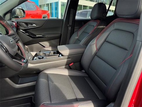 New 2026 Chevrolet Equinox RS w/ LPO, Floor Liner Package image 8