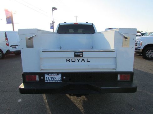 Used 2022 Ford F250 XLT image 9