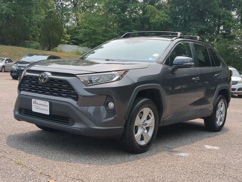Used 2021 Toyota RAV4 XLE w/ Convenience Package AWD/4WD image 7