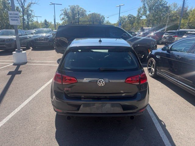 Used 2017 Volkswagen GTI SE FWD image 7