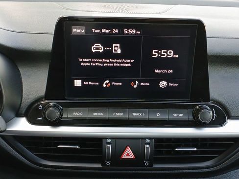 Used 2024 Kia Forte LXS image 13