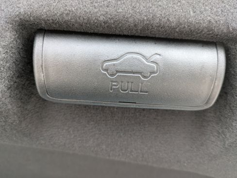 Certified 2019 Kia Optima S image 14