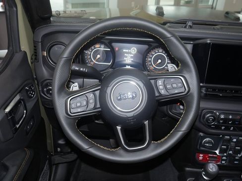 New 2025 Jeep Wrangler Unlimited Rubicon 392 image 18