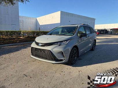 Used 2025 Toyota Sienna XSE w/ XSE Plus Package