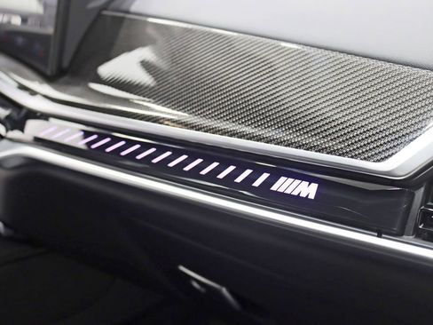 Used 2025 BMW X6 M60i AWD/4WD image 30