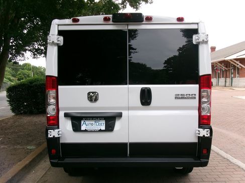 Used 2025 RAM ProMaster 2500 w/ U-Haul Equipment Group FWD image 6