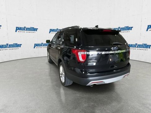 Used 2017 Ford Explorer Limited w/ Equipment Group 301A AWD/4WD image 9