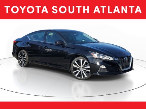 Used 2021 Nissan Altima 2.5 SR image 1