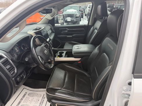 Used 2022 RAM 1500 Laramie image 3