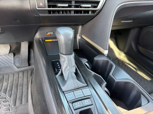 Used 2025 Toyota Camry LE FWD image 14