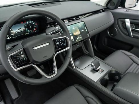New 2025 Land Rover Discovery Sport S image 16