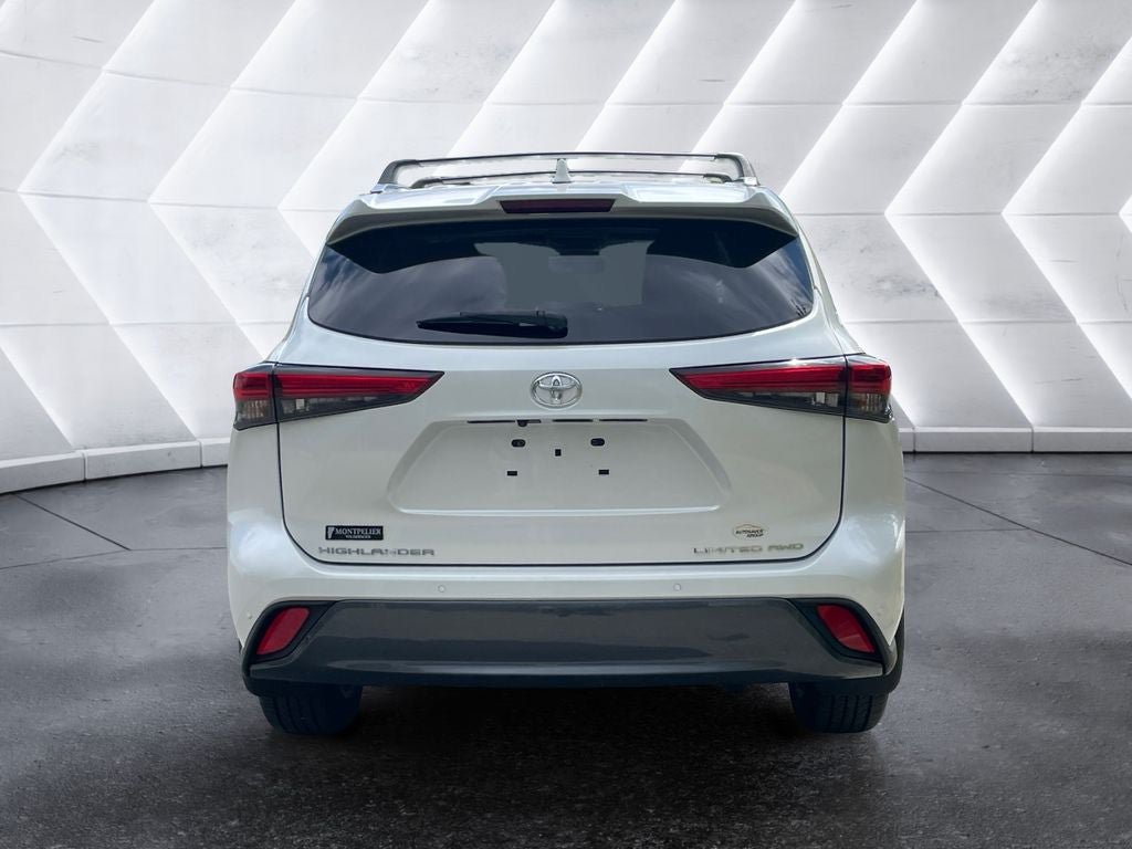 Used 2023 Toyota Highlander Limited AWD/4WD image 5