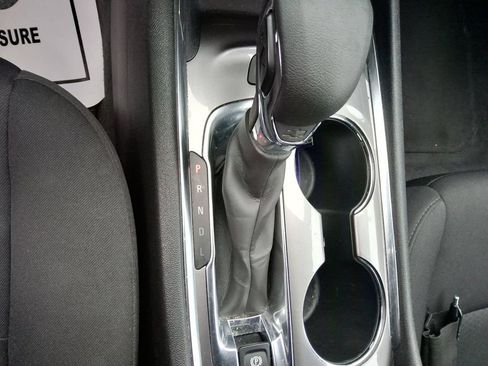 Used 2023 Chevrolet Malibu LT FWD image 15