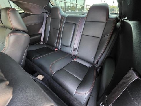 Used 2021 Dodge Challenger R/T Scat Pack RWD image 10